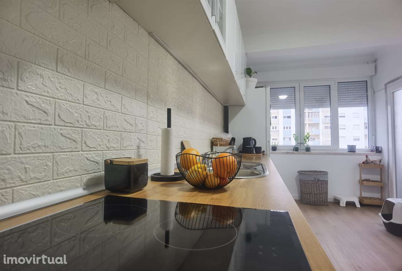 Apartamento T2 Renovado Almada - Grande imagem: 3/20