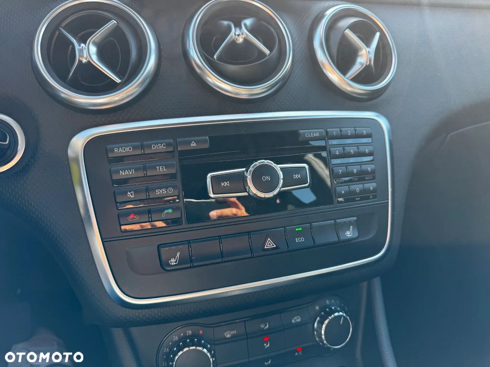 Mercedes-Benz Klasa A 180 (BlueEFFICIENCY) - 24