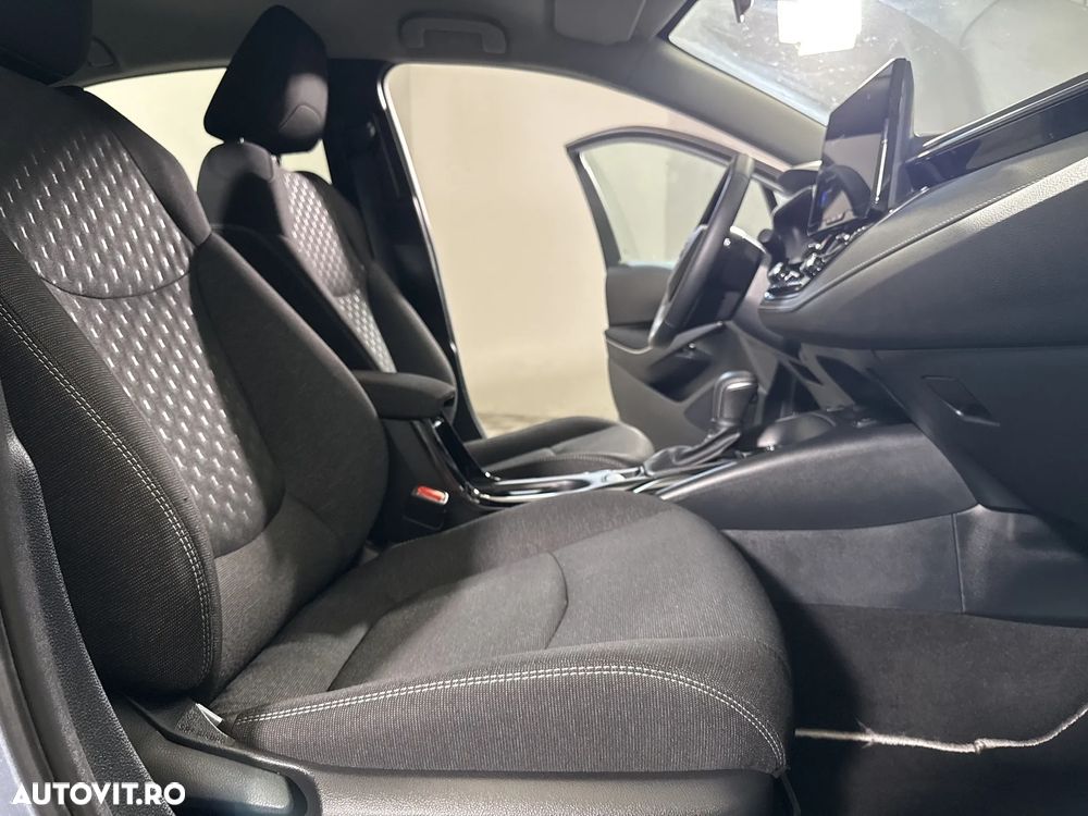 Toyota Corolla - 12