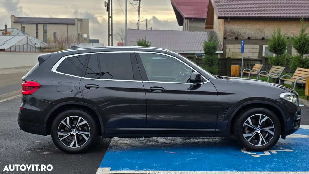BMW X3 xDrive20d Aut. Advantage - 8