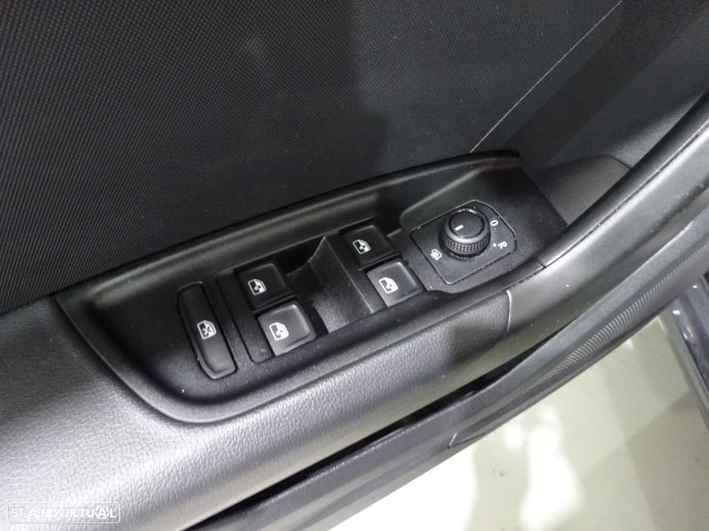 Audi A1 Sportback 25 TFSI Advanced - 9