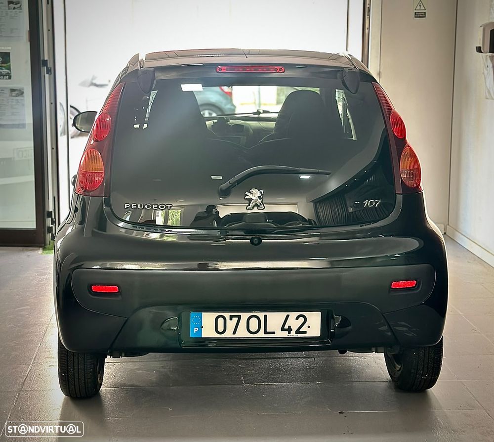 Peugeot 107 1.0 SE Envy - 10