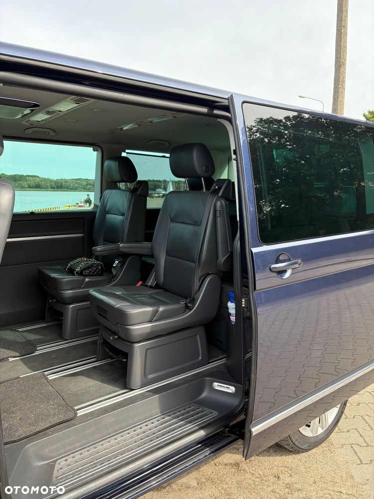 Volkswagen Multivan - 16