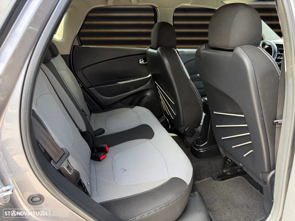 Renault Captur 1.5 dCi Exclusive - 12