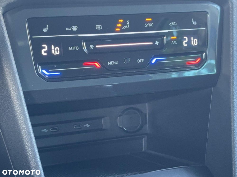 Volkswagen Tiguan 1.5 TSI EVO Elegance DSG - 29