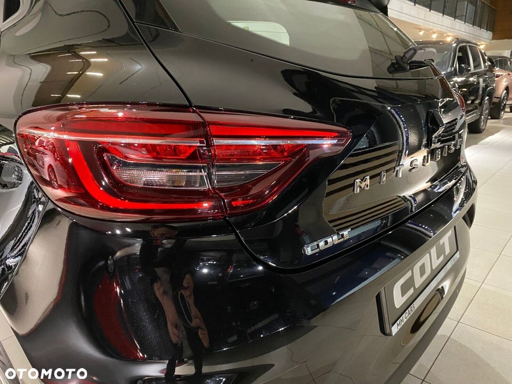 Mitsubishi Colt - 9