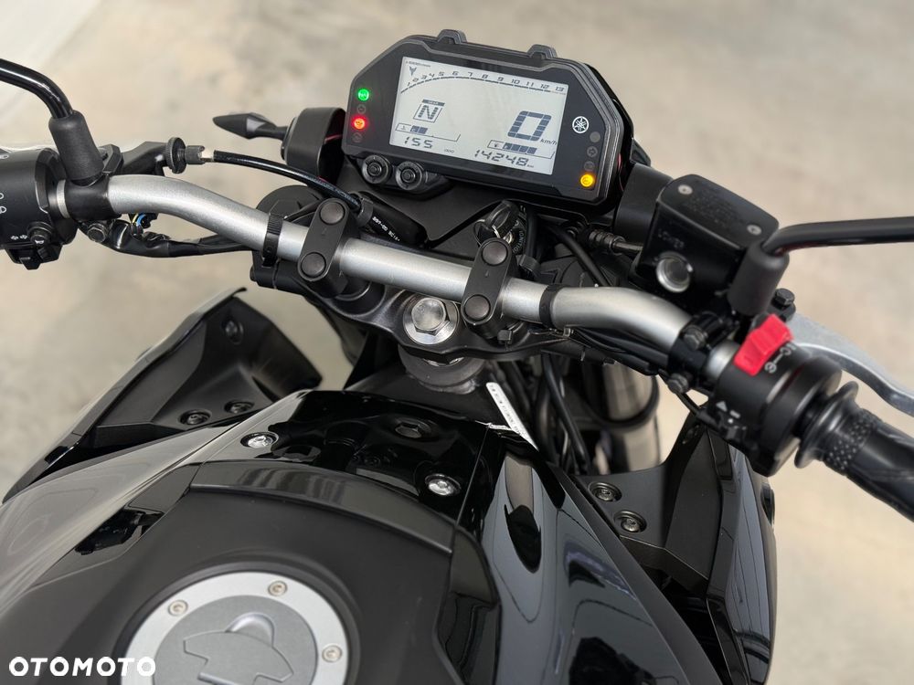 Yamaha MT - 22