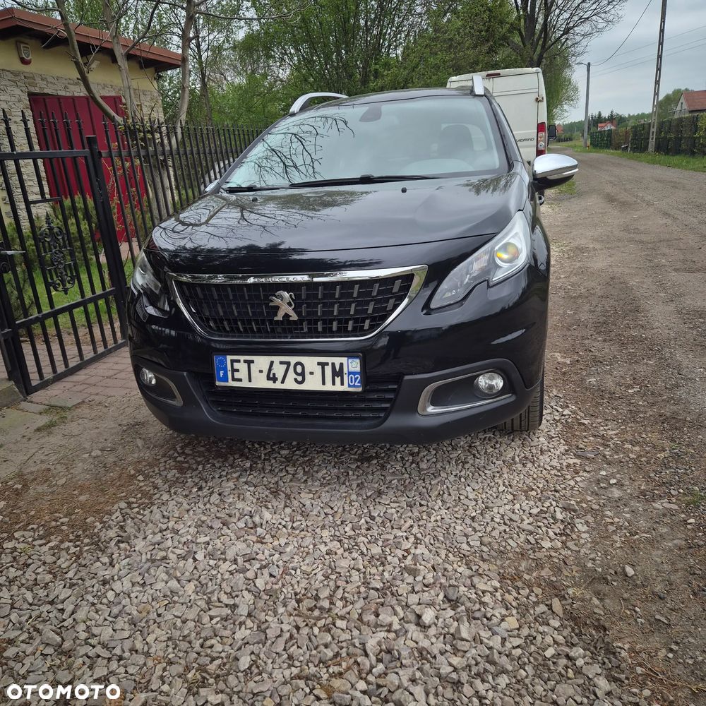 Peugeot 2008 1.2 Pure Tech Style EU6 - 1