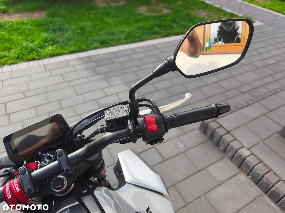 Honda CB - 27