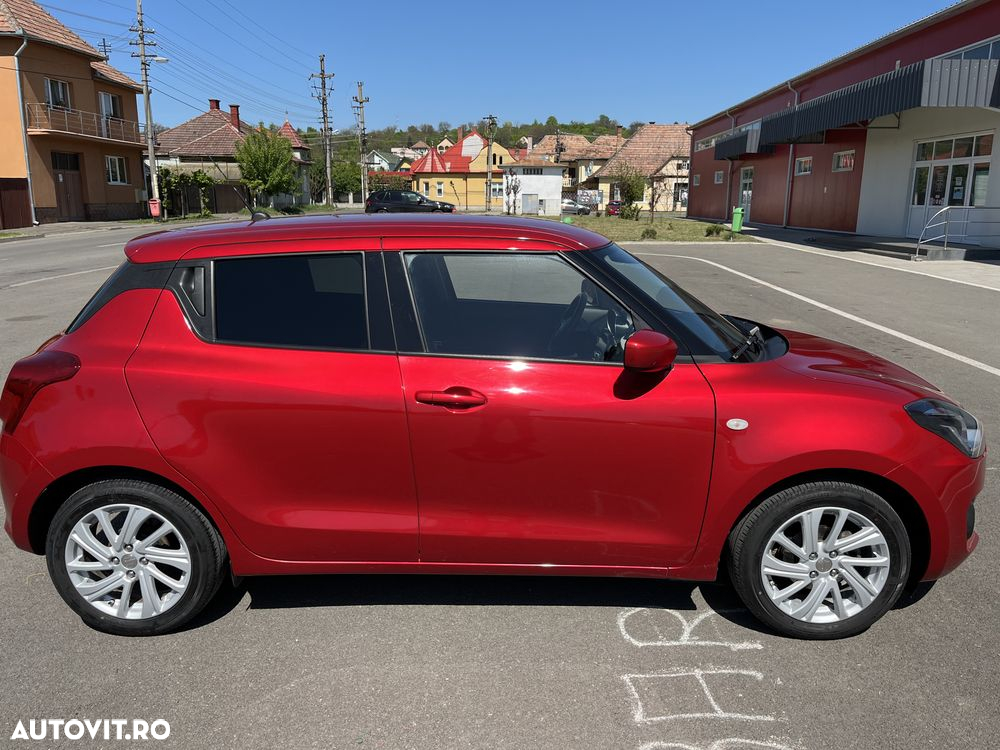 Suzuki Swift 1.2 Dualjet 12V MHEV Passion - 2