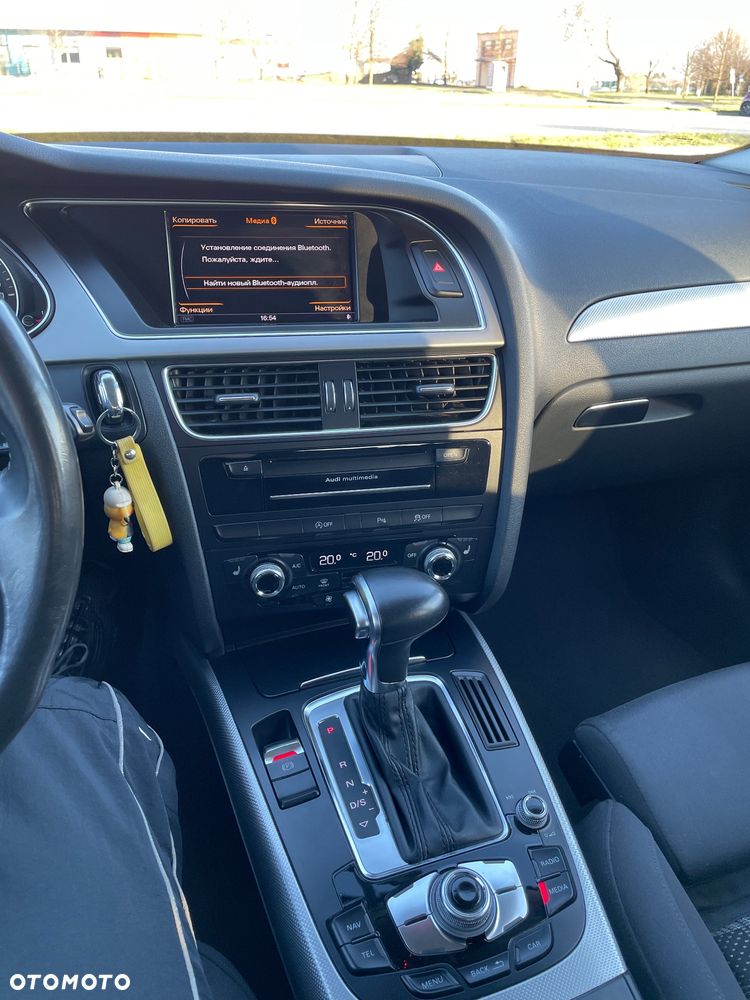 Audi A4 Avant 2.0 TDI Multitronic - 11