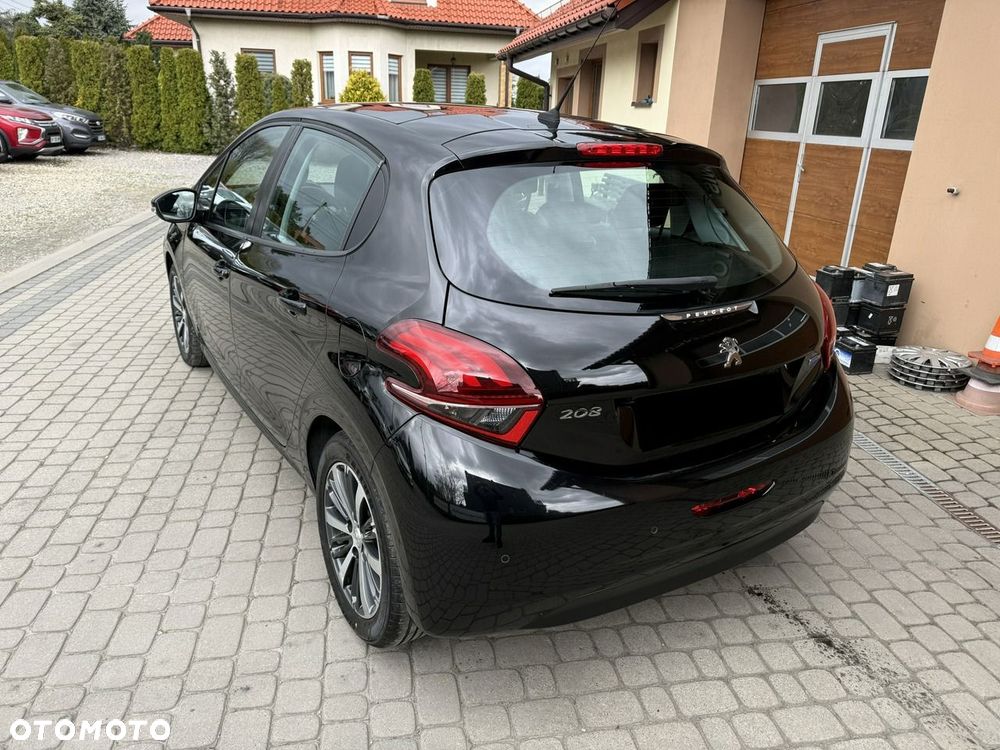Peugeot 208 82 VTI Allure - 9
