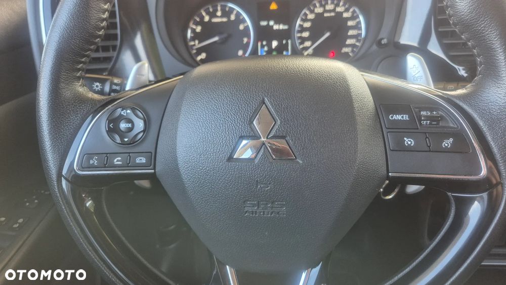 Mitsubishi Outlander 2.0 Intense 2WD CVT - 8