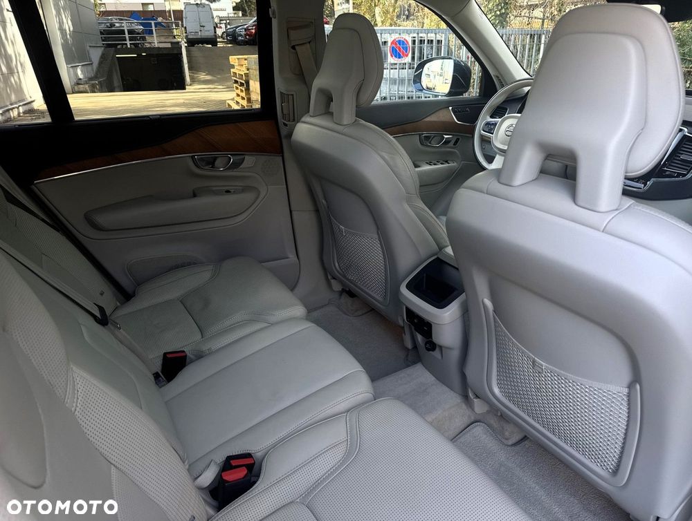 Volvo XC 90 - 24