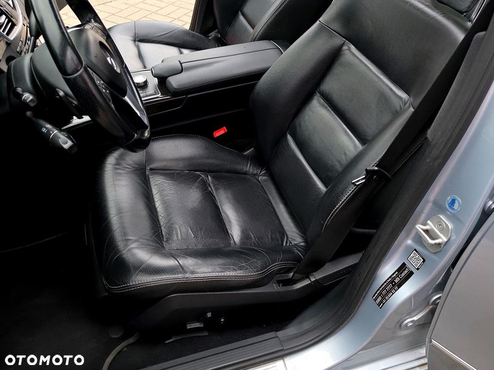 Mercedes-Benz Klasa E 300 BlueTEC HYBRID Avantgarde - 23