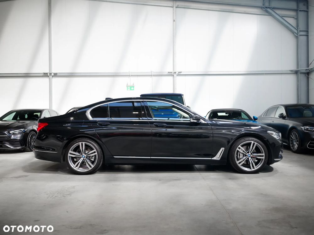 BMW Seria 7 730d xDrive - 11