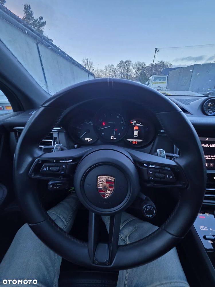 Porsche Macan GTS - 18