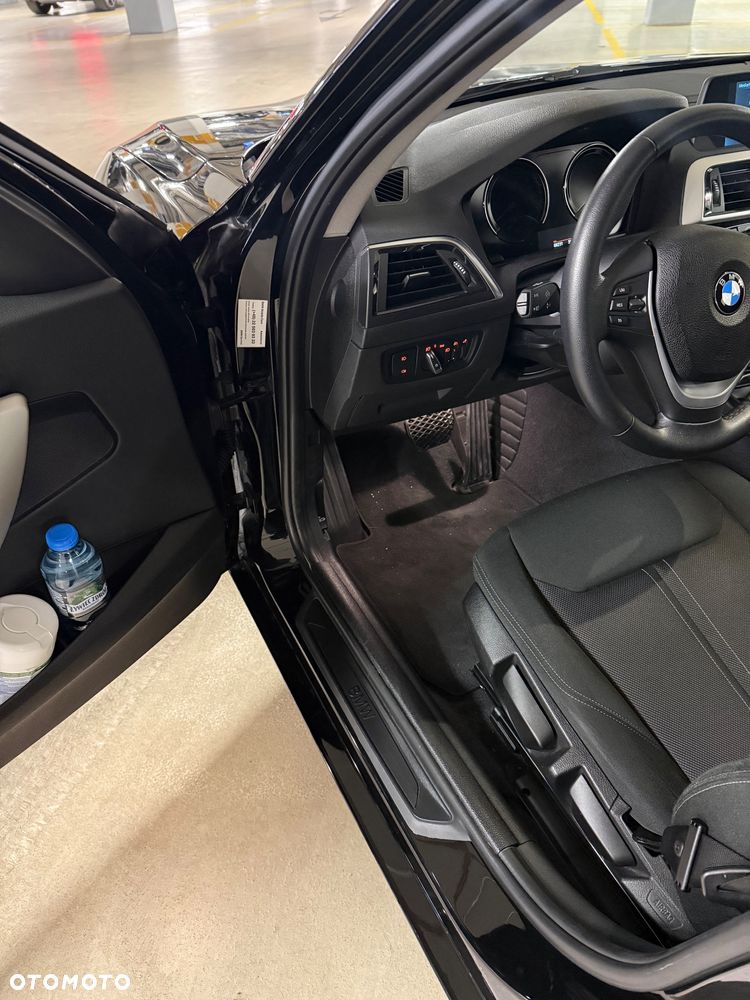 BMW Seria 1 120i Advantage - 7