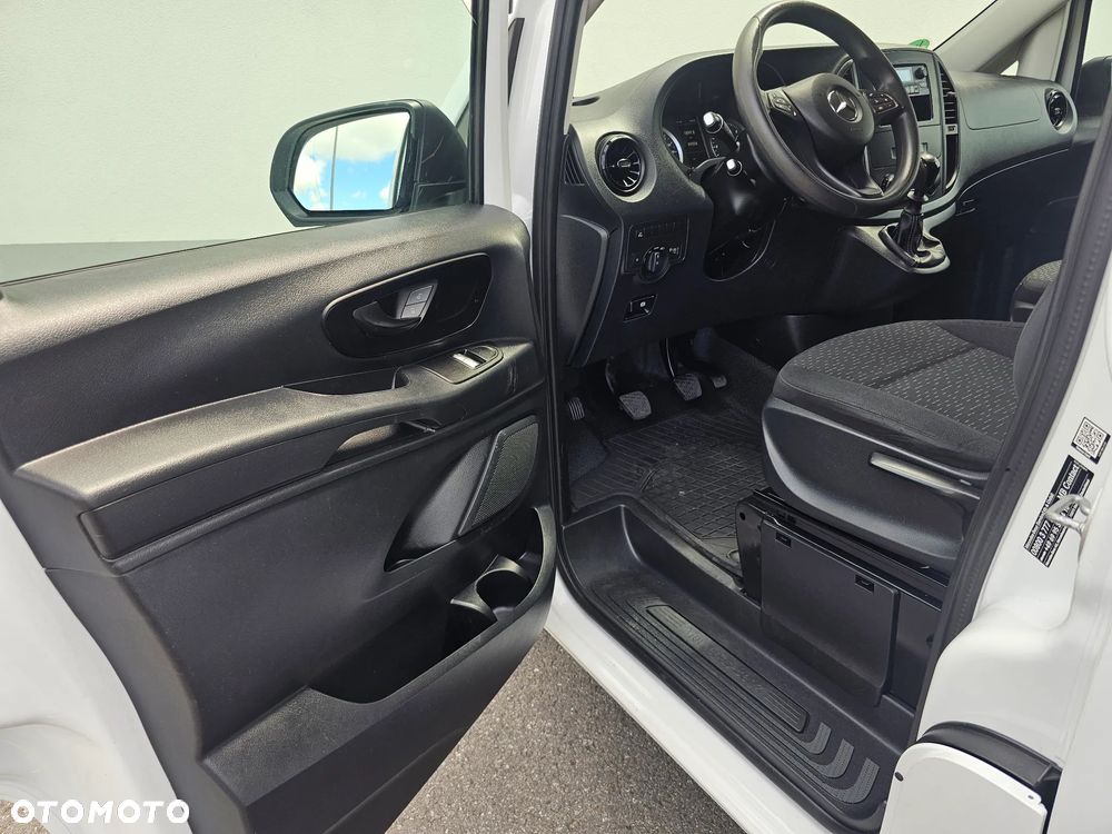 Mercedes-Benz VITO - 12