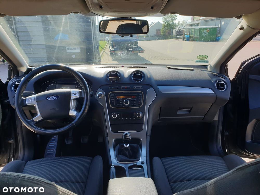 Ford Mondeo 2.0 TDCi Titanium - 16