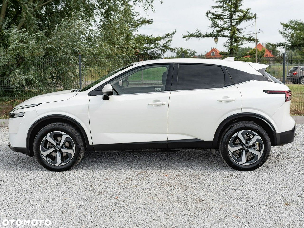 Nissan Qashqai - 10