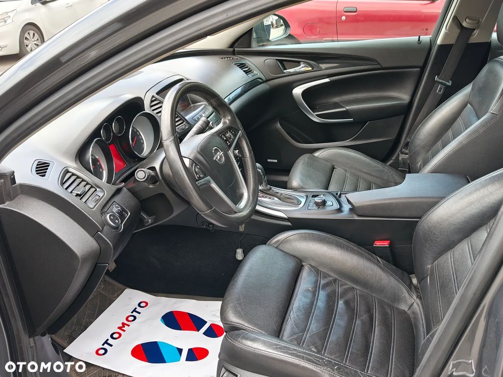 Opel Insignia 2.0 T Cosmo - 28