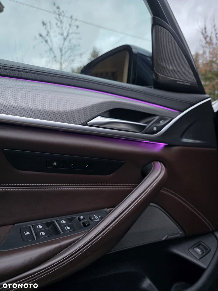 BMW Seria 5 520d M Sport Edition - 21