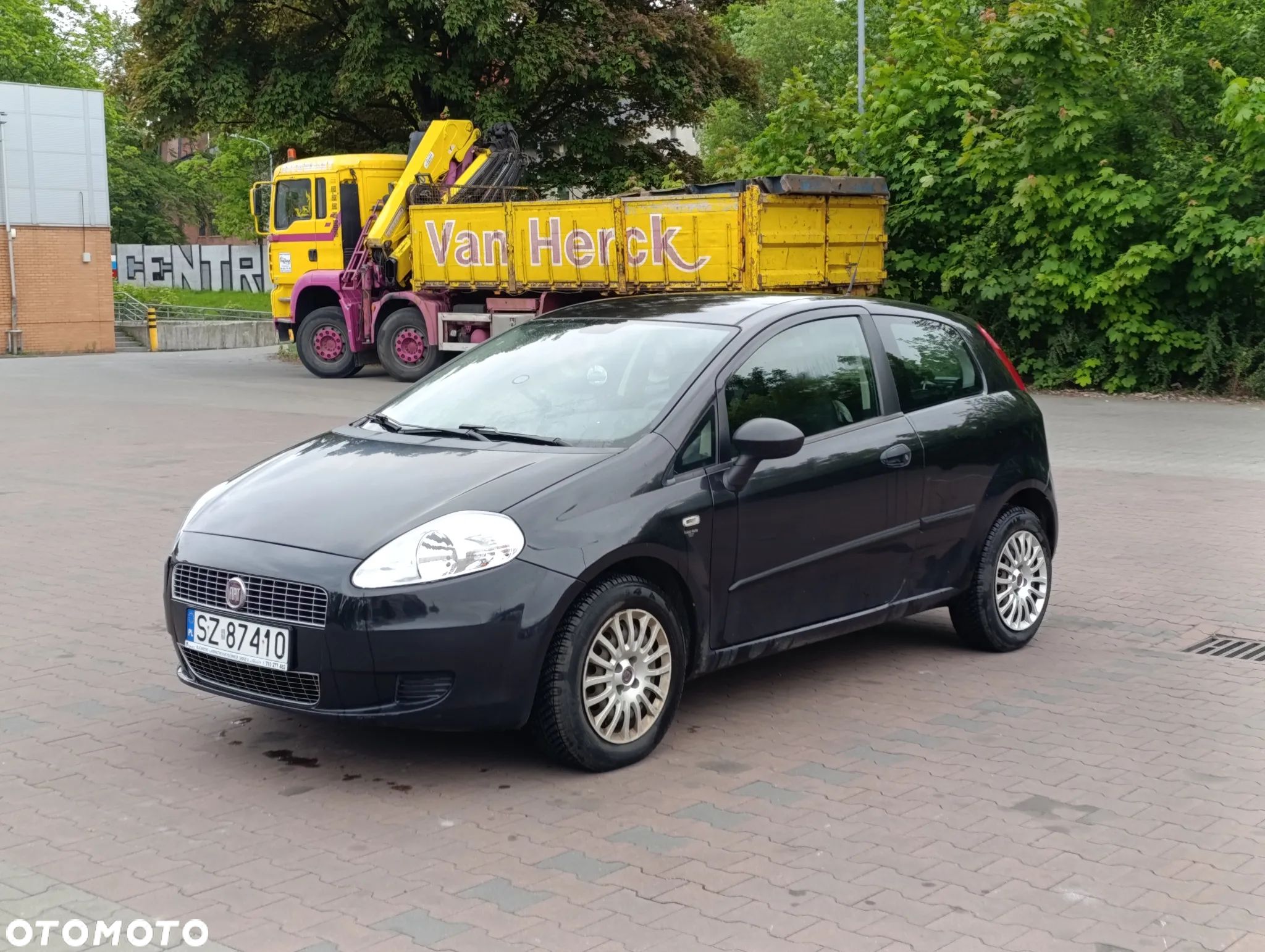 Fiat Grande Punto Actual 1.2 8V Fresh - 1