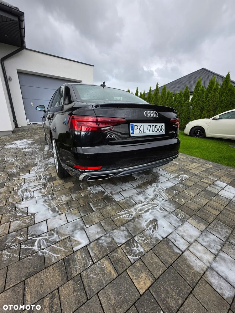 Audi A4 Limousine - 12