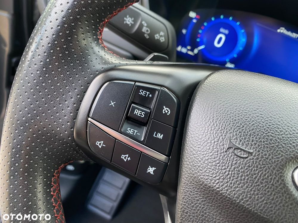 Ford Kuga - 20