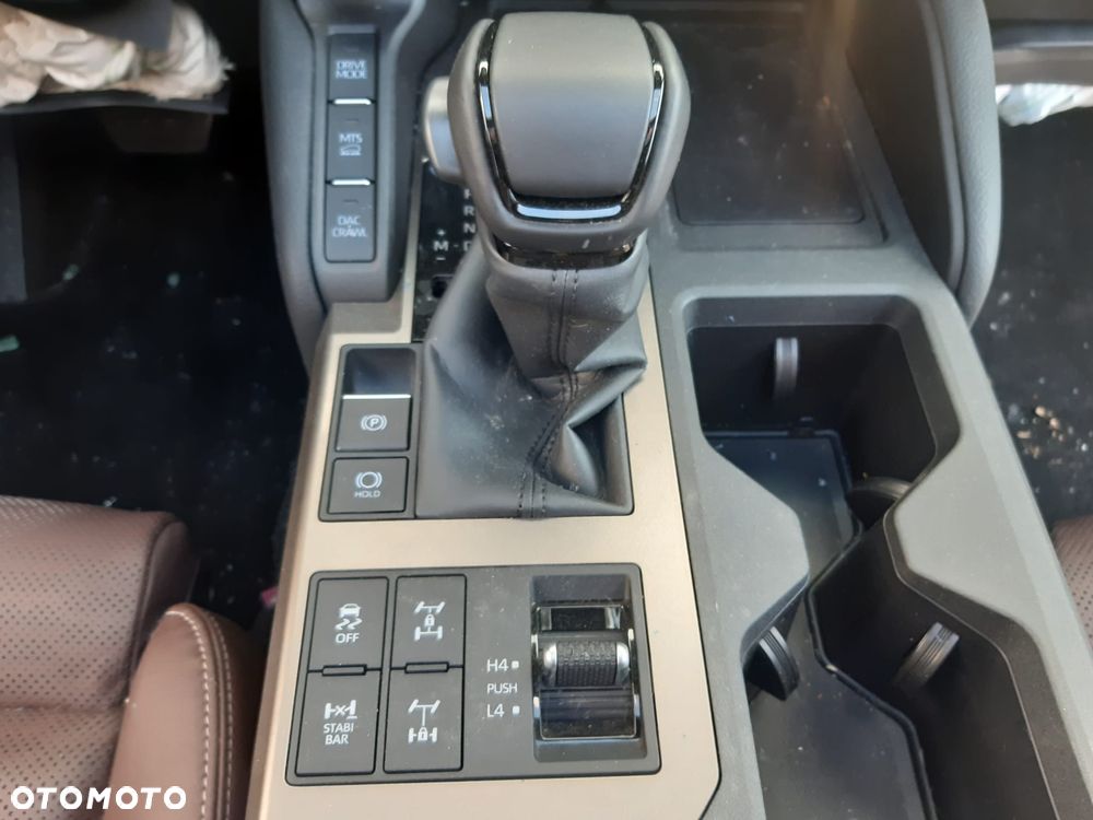 Toyota Land Cruiser LC 2.8 D-4D Prestige - 14