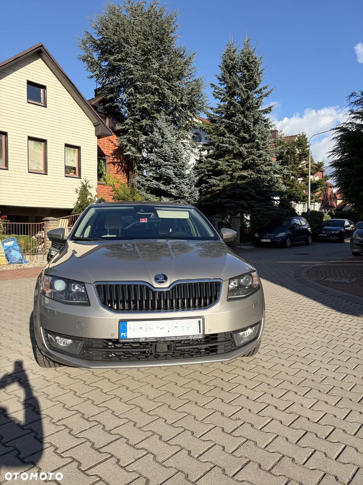Skoda Octavia 2015 photo 2