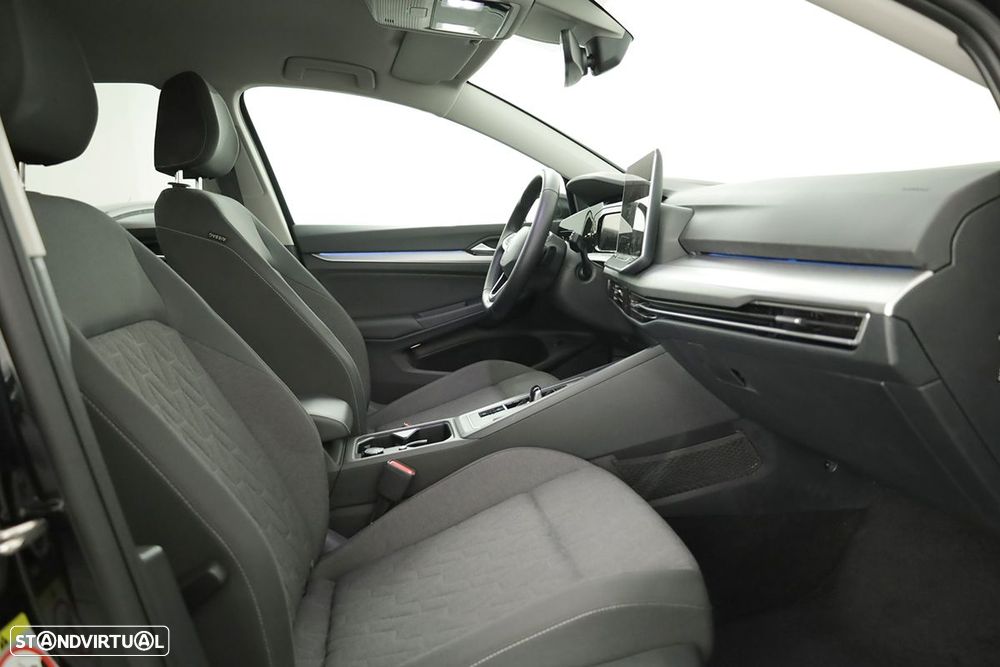 VW Golf 1.5 TSI e-Hybrid Life DSG - 18