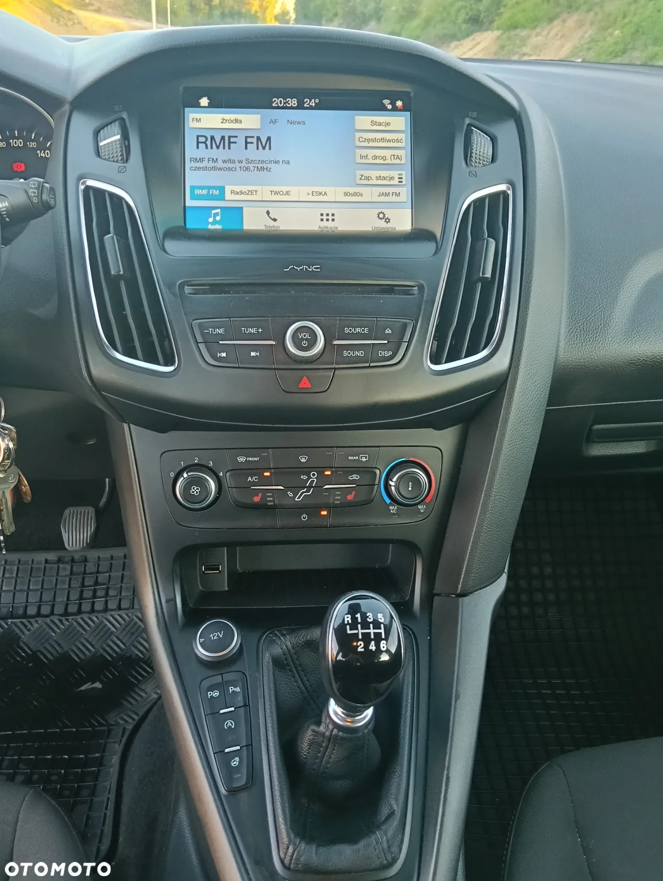 Ford Focus - 8