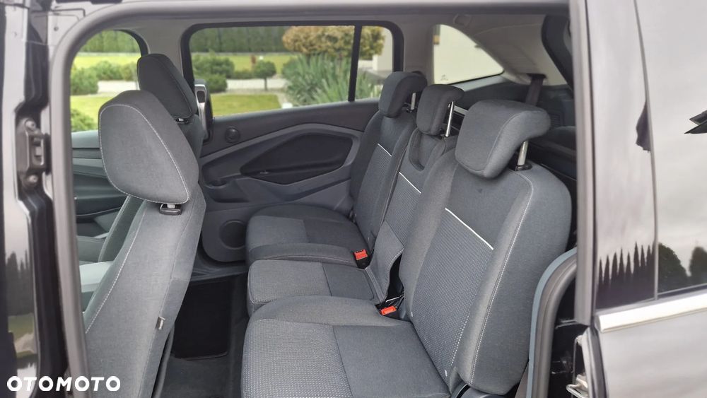 Ford Grand C-MAX 2.0 TDCi Titanium - 12