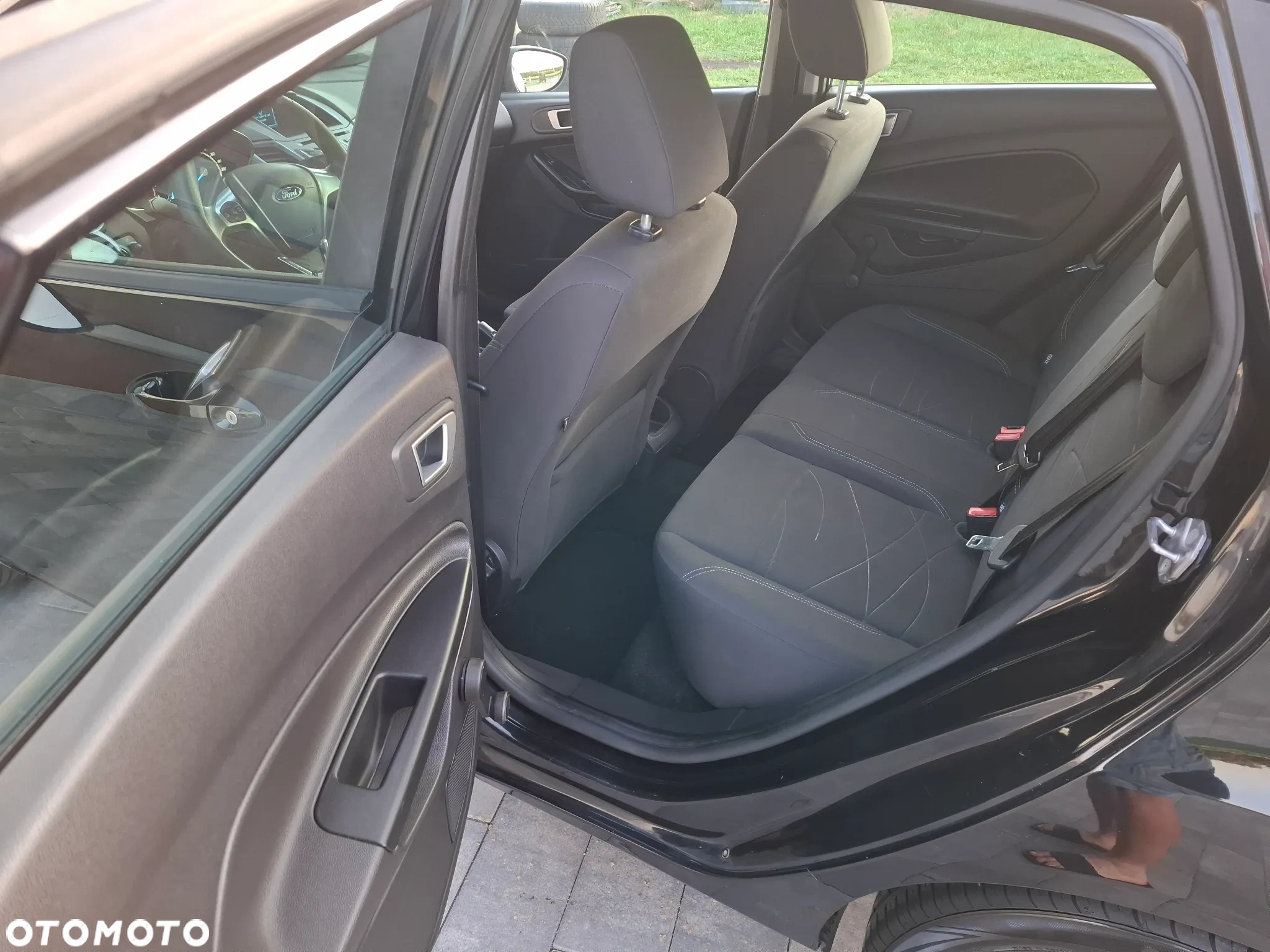 Ford Fiesta 1.0 EcoBoost S&S TITANIUM - 12