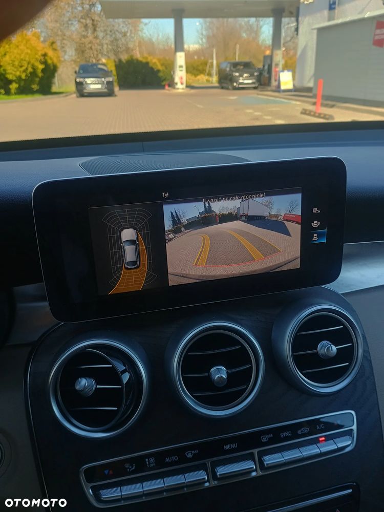 Mercedes-Benz GLC 200 d 4-Matic - 27