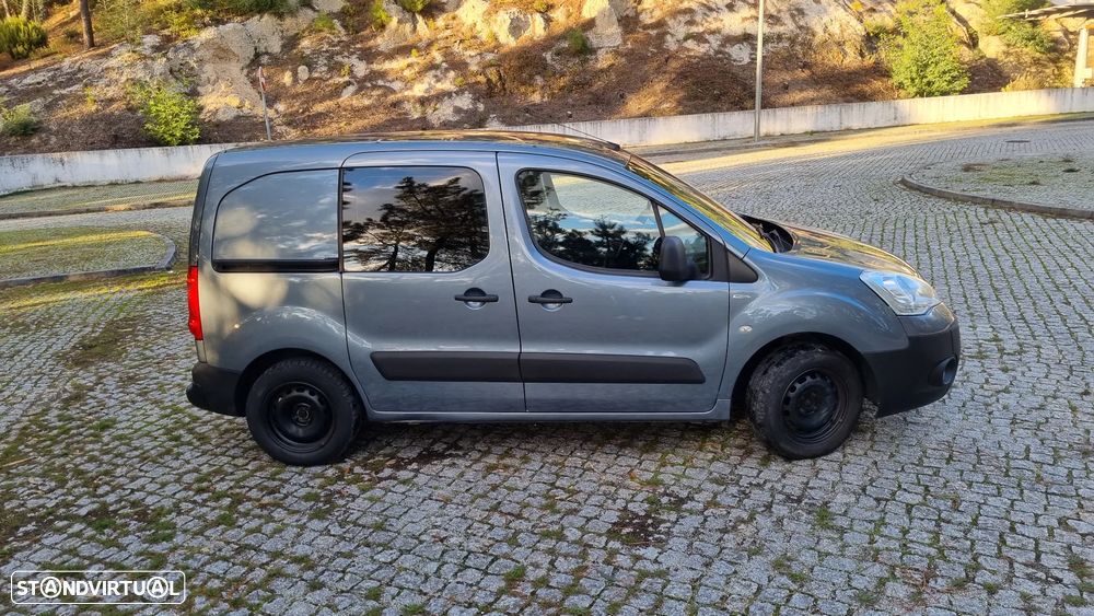 Citroën Berlingo 1.6HDI 90CV Exclusive - 18
