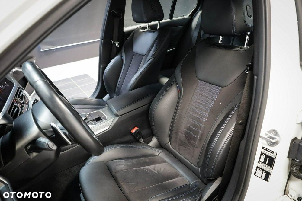 BMW Seria 3 320d M Sport sport - 16