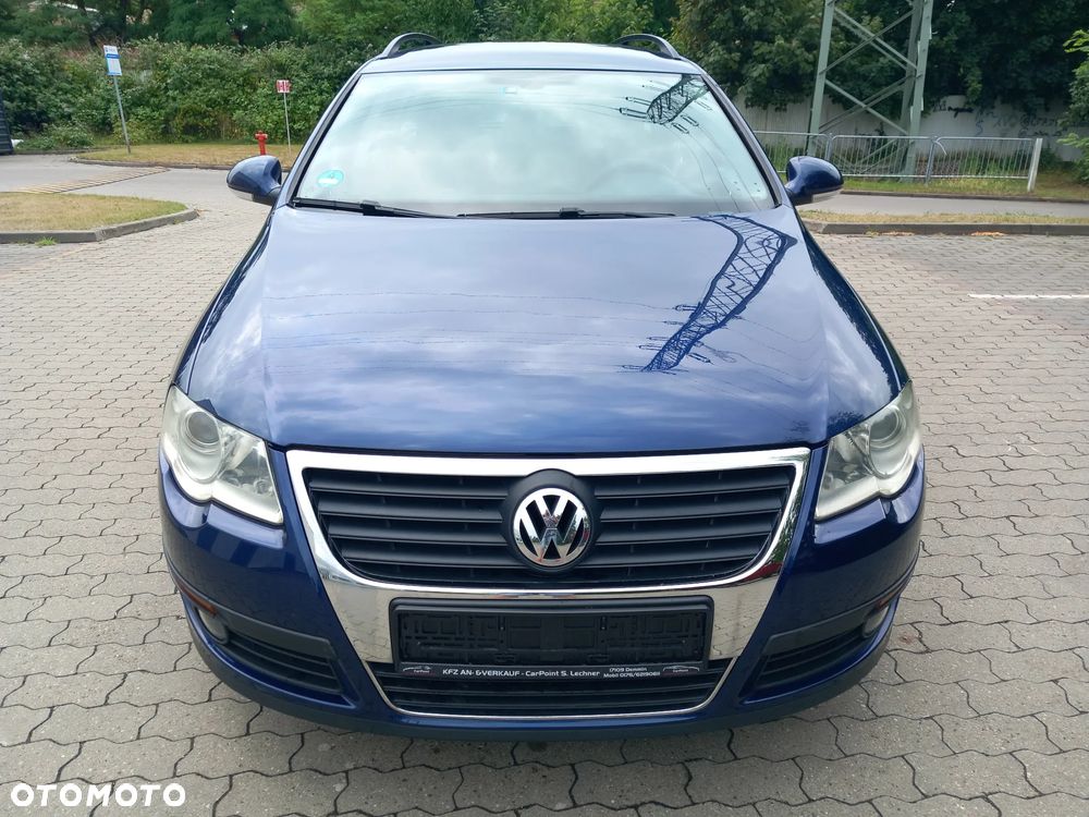 Volkswagen Passat Variant 1.6 FSI Trendline - 2