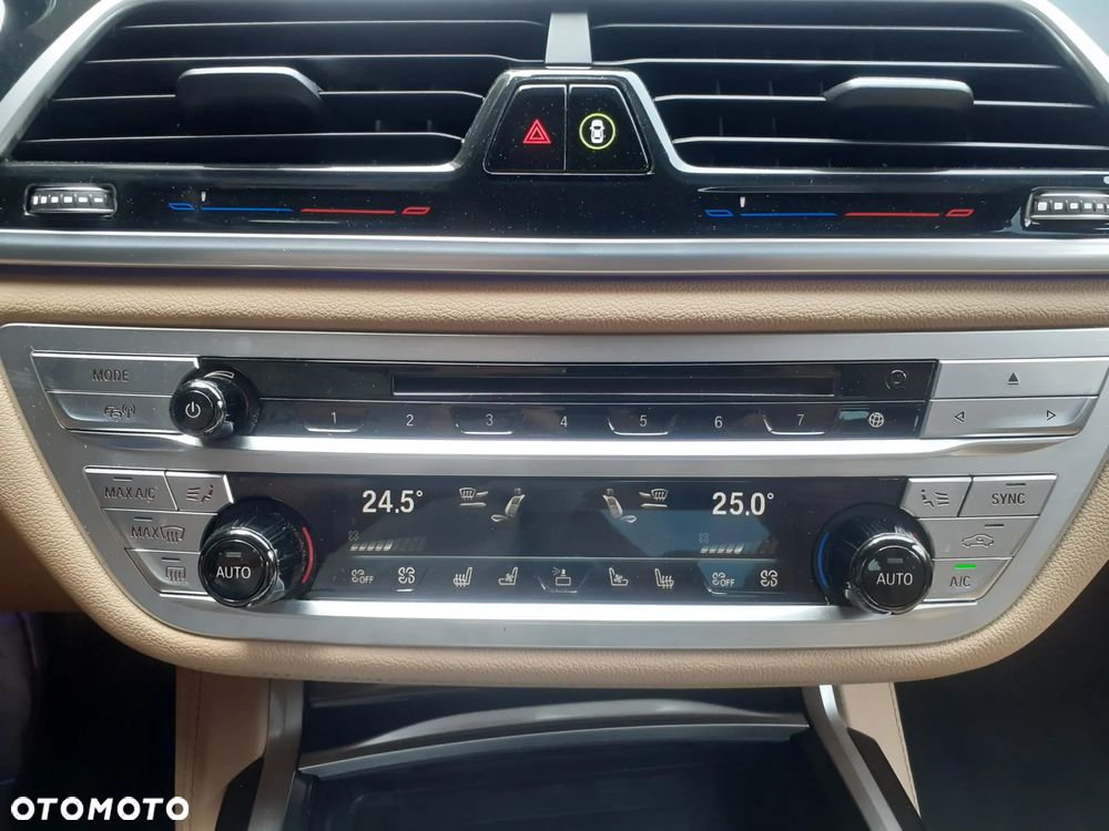 BMW Seria 7 - 25