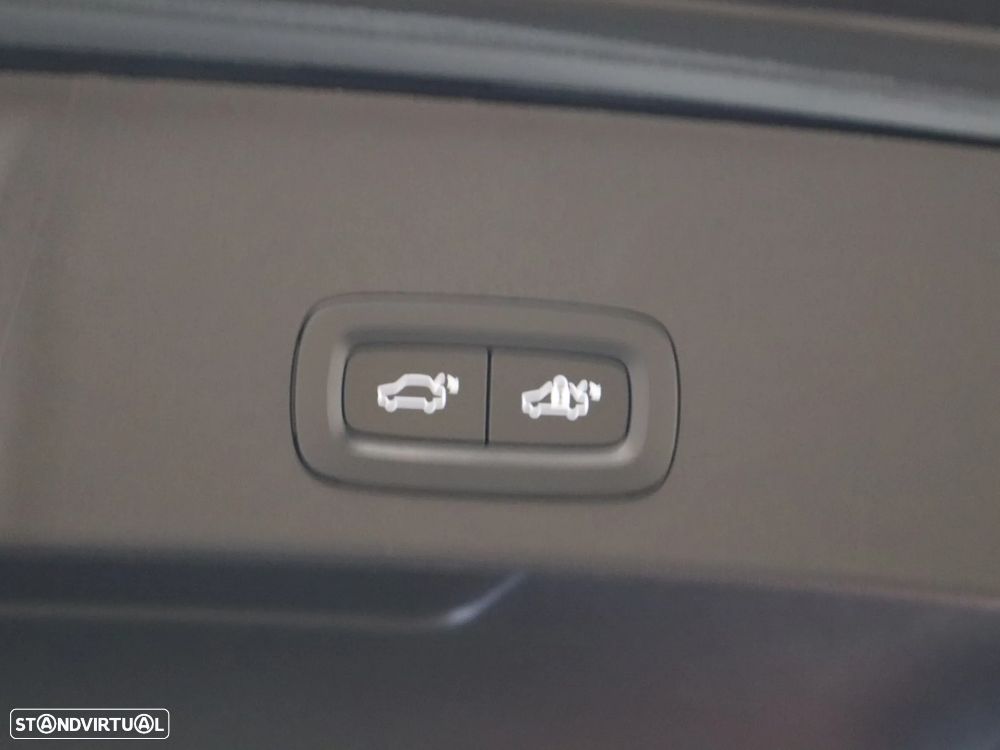 Volvo XC 40 1.5 T4 PHEV Core - 12