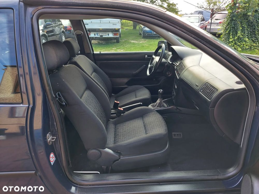 Volkswagen Golf IV 1.4 Basis - 6