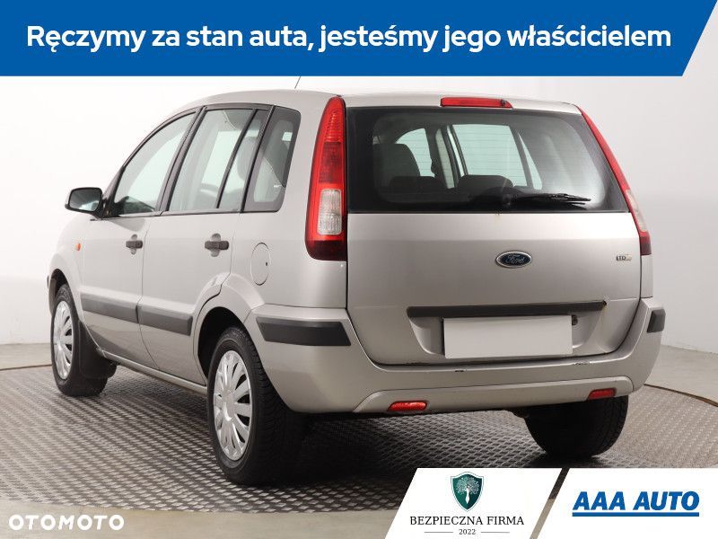 Ford Fusion - 5