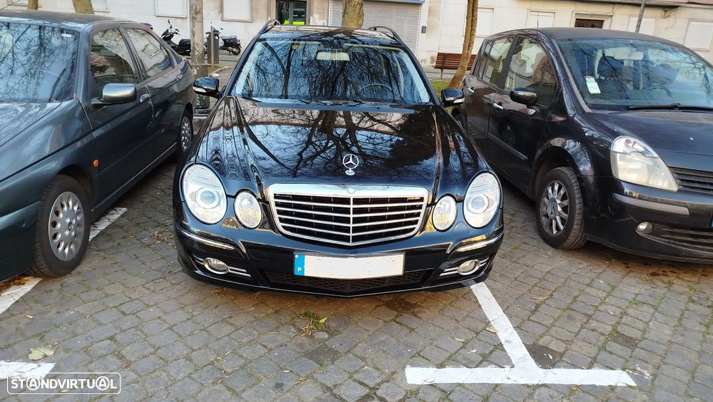 Mercedes-Benz E 220 CDi Avantgarde BE Auto. - 2