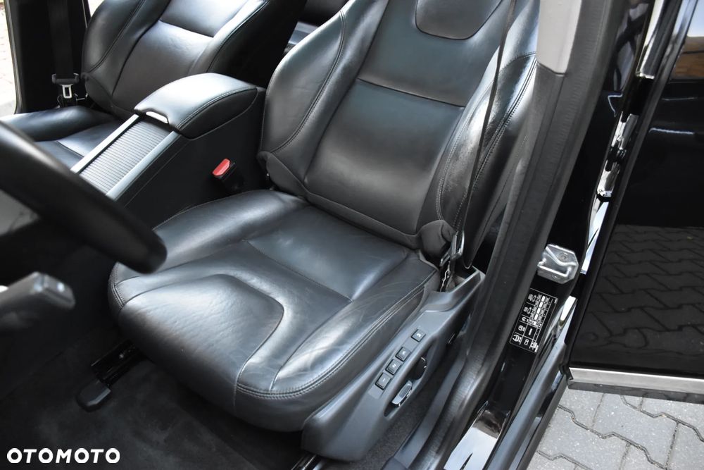 Volvo XC 60 D3 Geartronic Summum - 13