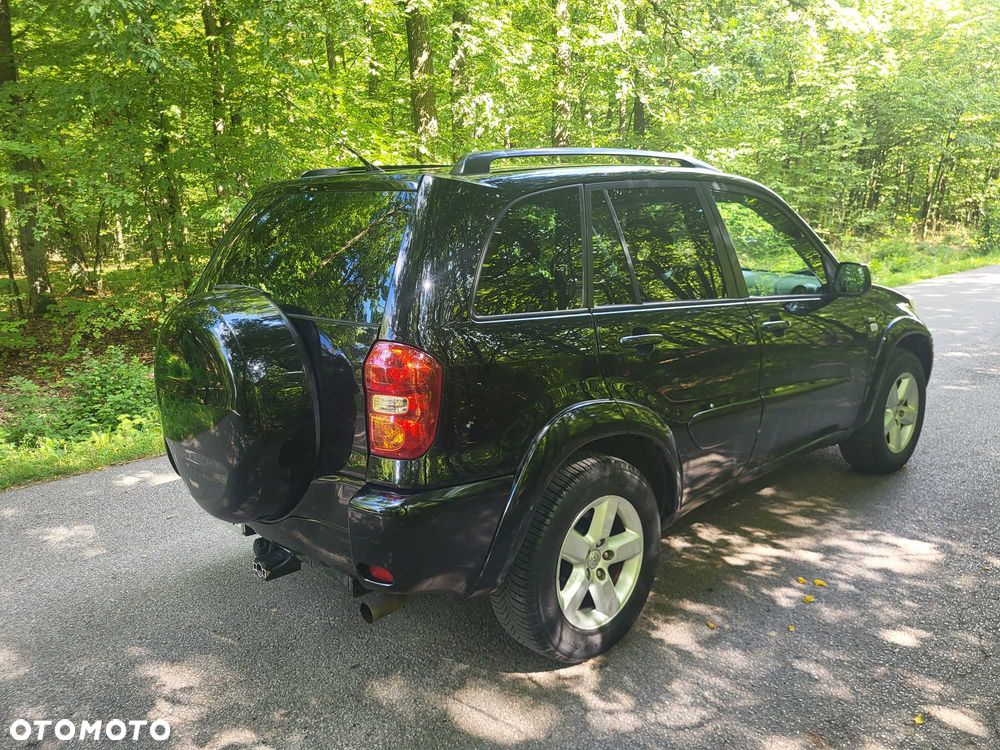 Toyota RAV4 - 3