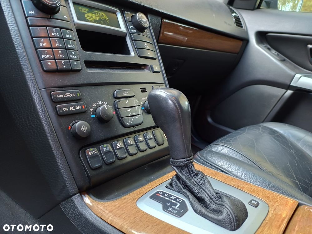 Volvo XC 90 D5 Executive - 4