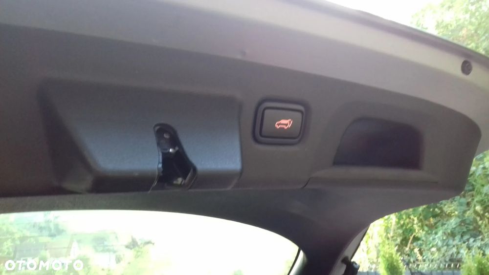 Kia XCeed 1.5 T-GDI OPF DCT7 (48V Mild Hybrid) PLATINUM EDITION - 32