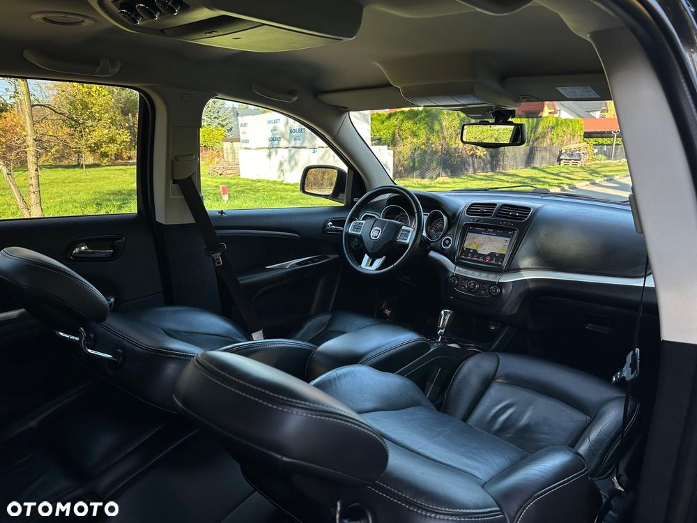 Fiat Freemont 2.0 Multijet 16V DPF Automatik Allrad Lounge - 16